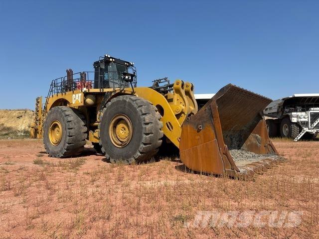 CAT 994 Kolové nakladače
