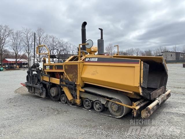 CAT AP-1055B Finišery