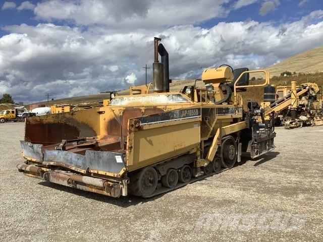 CAT AP-1055B Finišery