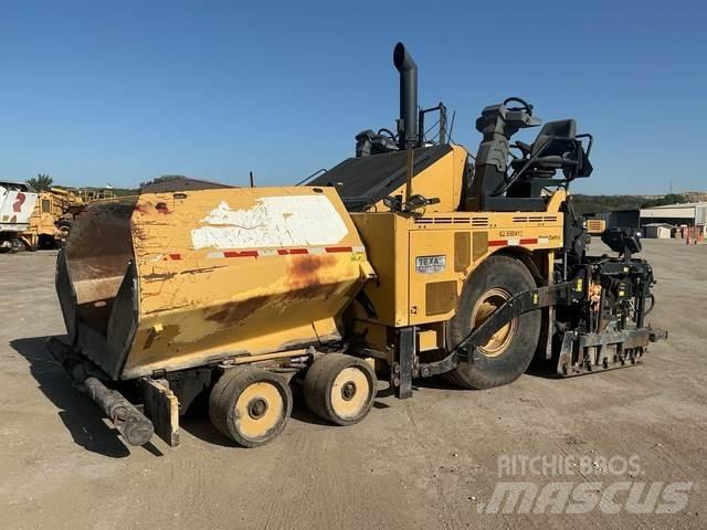 CAT AP1000F Finišery