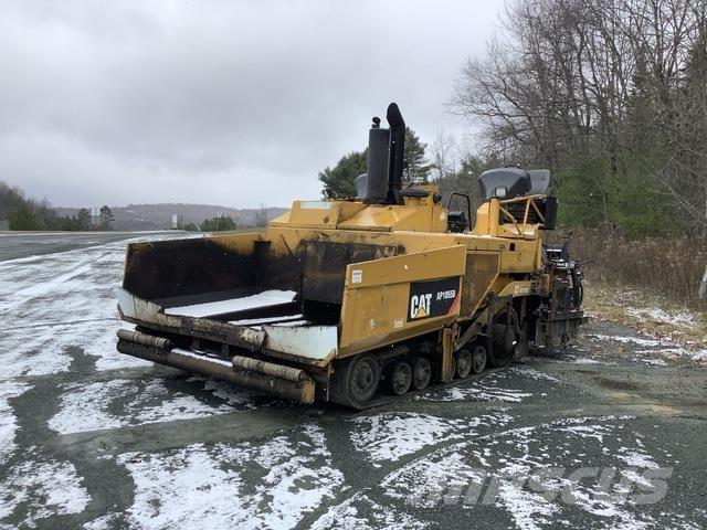 CAT AP1055D Finišery