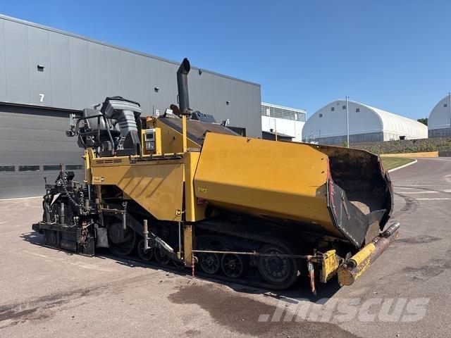 CAT AP1055E Finišery