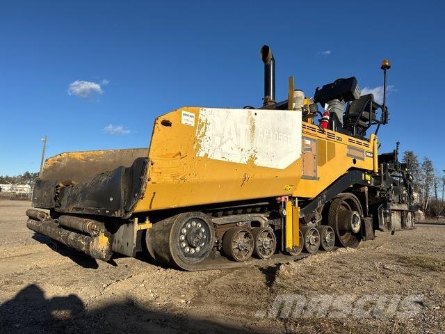 CAT AP1055E Finišery