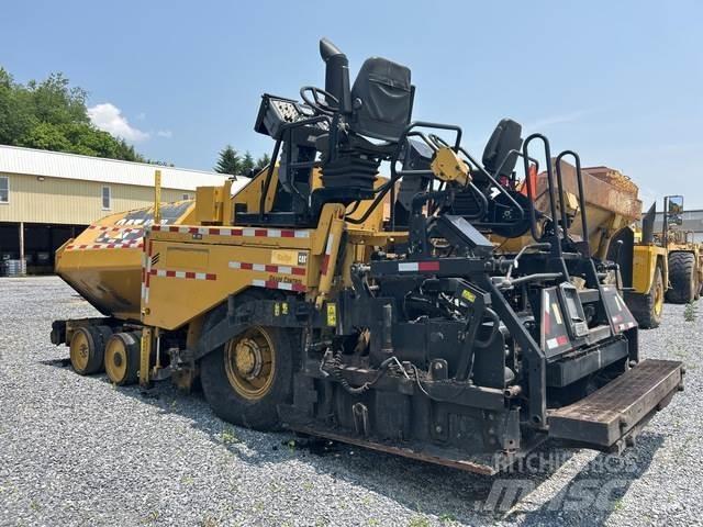CAT AP600D Finišery