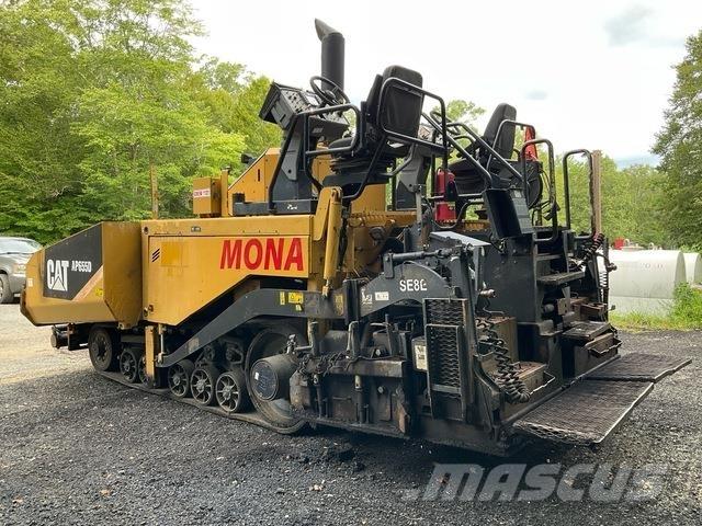 CAT AP655D Finišery