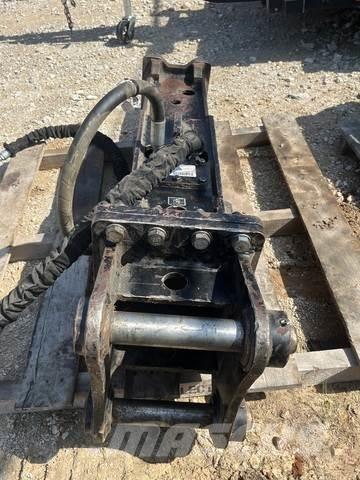 CAT B8 Bourací kladiva / Sbíječky