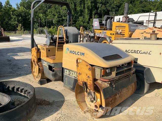 CAT CB-334D Tandemové válce