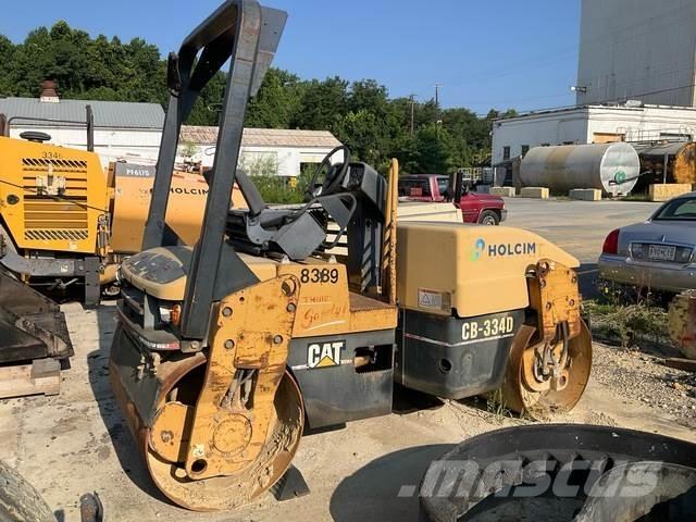 CAT CB-334D Tandemové válce