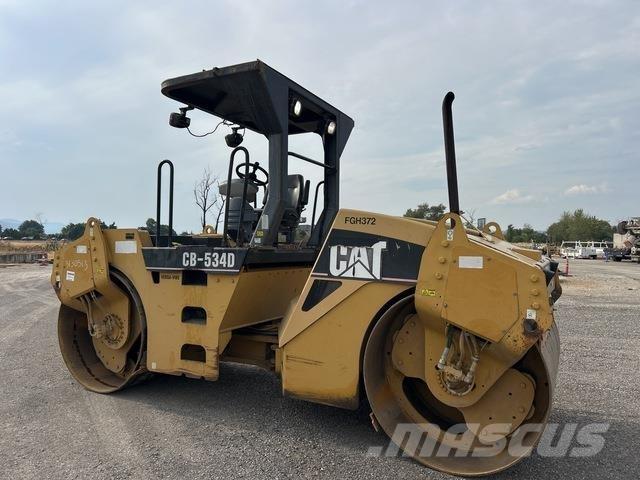 CAT CB-534D Tandemové válce