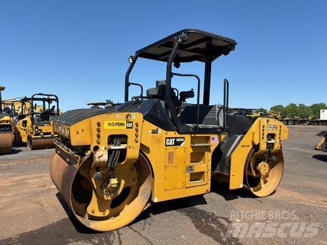 CAT CB-54B Tandemové válce