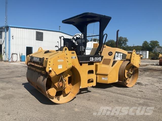 CAT CB-564D Tandemové válce