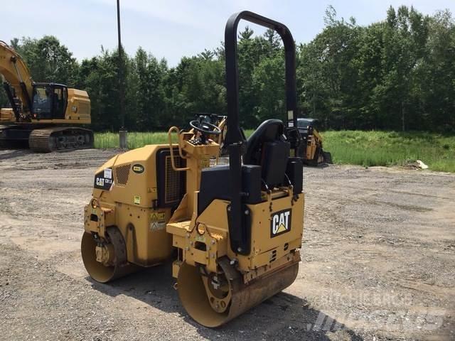 CAT CB1.8 Tandemové válce
