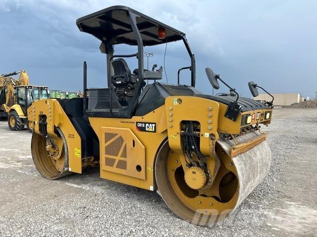 CAT CB10 Tandemové válce
