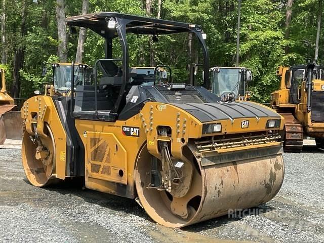 CAT CB13 Tandemové válce
