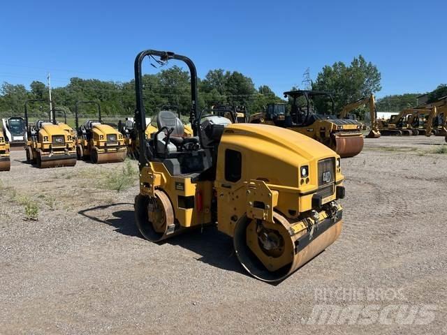 CAT CB2.7 Tandemové válce