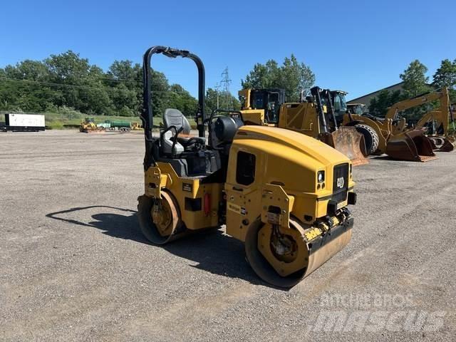 CAT CB2.7 Tandemové válce