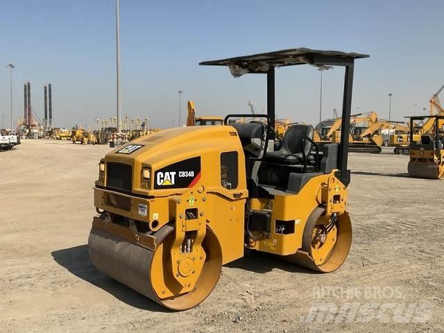 CAT CB34B Tandemové válce