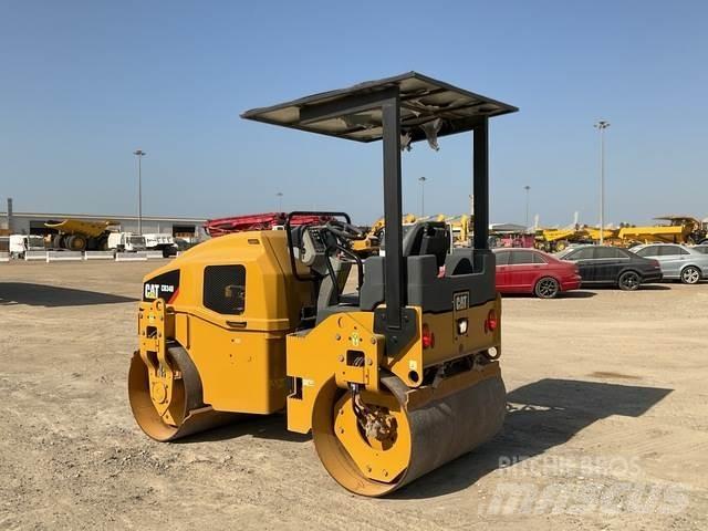 CAT CB34B Tandemové válce