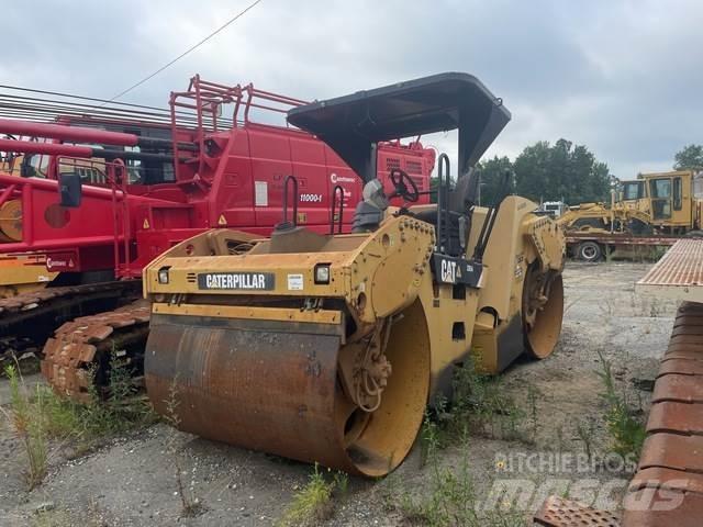 CAT CB54 Tandemové válce