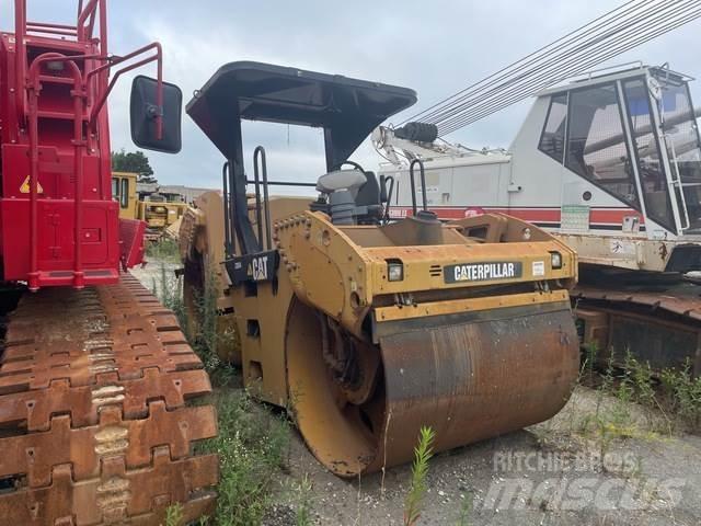 CAT CB54 Tandemové válce