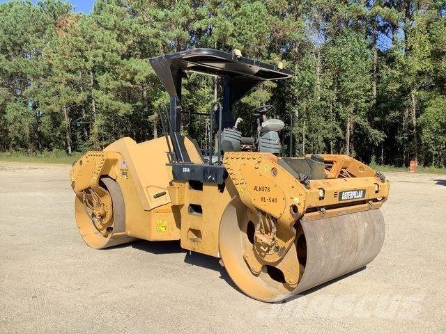 CAT CB54 Tandemové válce