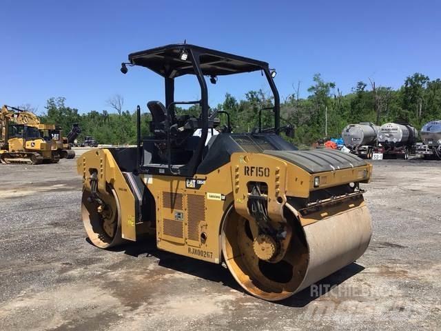 CAT CB54B Tandemové válce