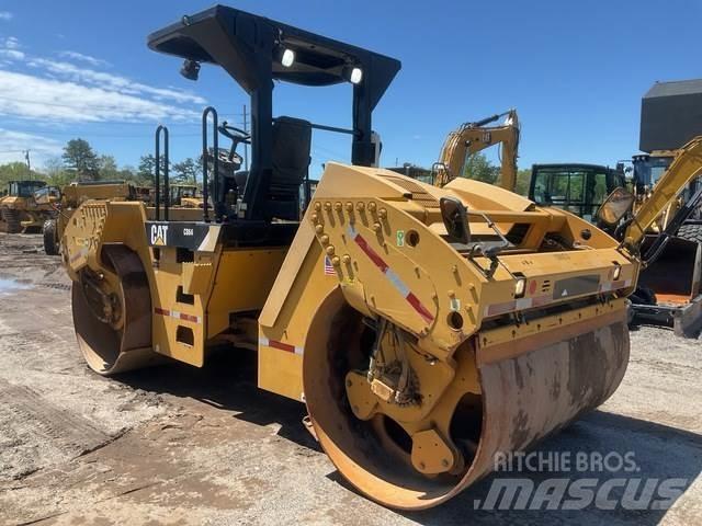 CAT CB64 Tandemové válce