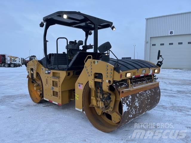 CAT CB64B Tandemové válce