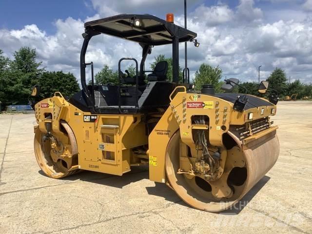 CAT CB66B Tandemové válce