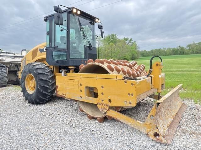 CAT CP56B Tahačové válce