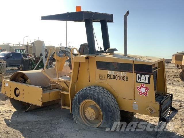 CAT CS-433C Tahačové válce