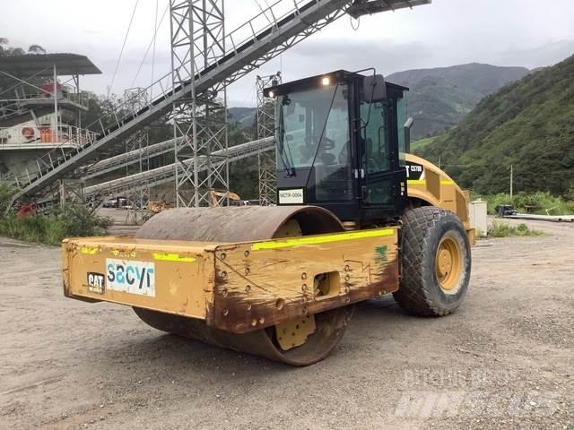 CAT CS78B Tahačové válce