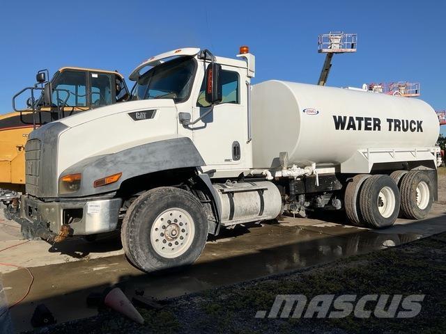 CAT CT660S Cisterny na vodu