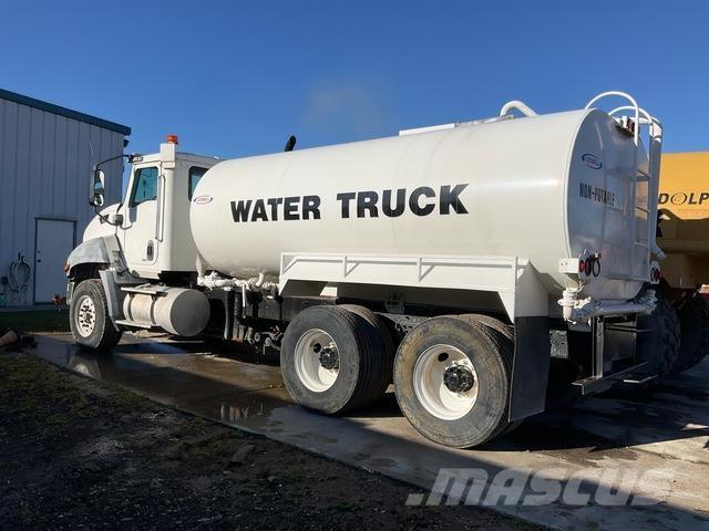 CAT CT660S Cisterny na vodu