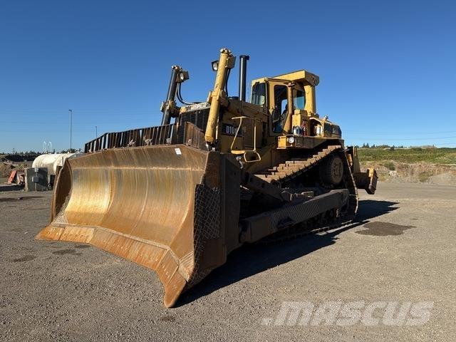 CAT D10N Pásové dozery