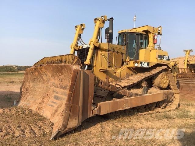 CAT D10R Pásové dozery