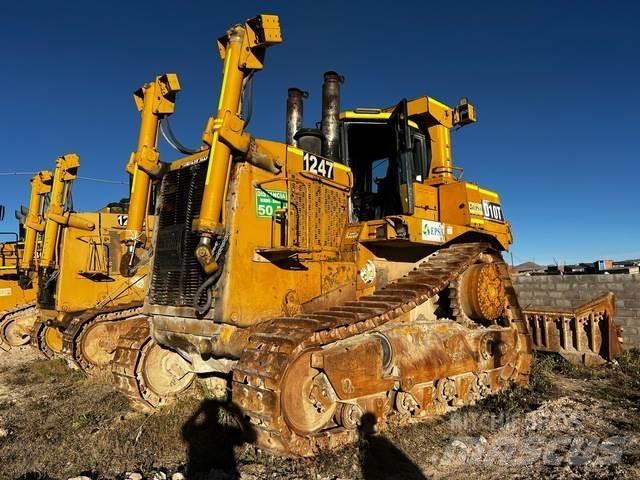 CAT D10T Pásové dozery