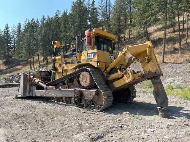 CAT D10T Pásové dozery