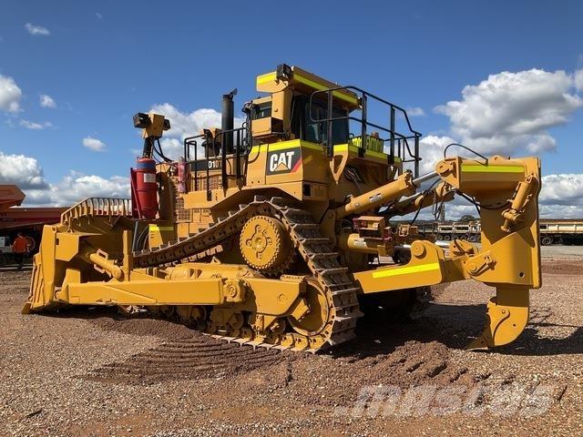 CAT D10T Pásové dozery