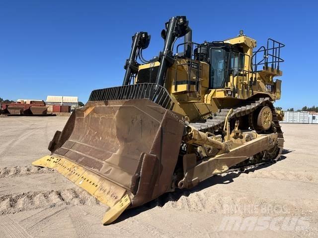 CAT D10T2 Pásové dozery