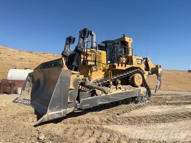 CAT D10T2 Pásové dozery