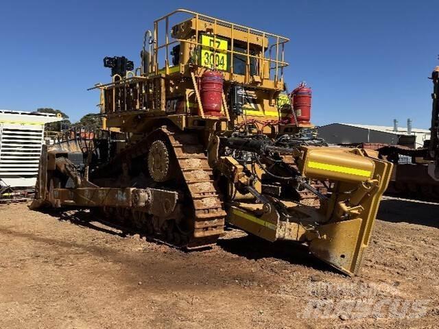 CAT D10T2 Pásové dozery