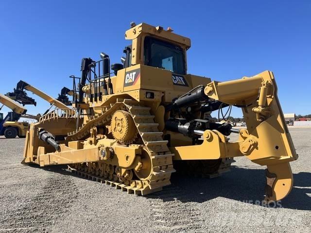 CAT D10T2 Pásové dozery