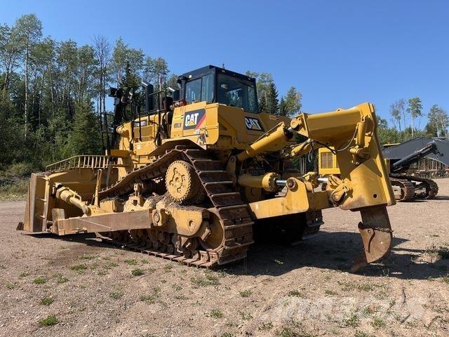 CAT D10T2 Pásové dozery
