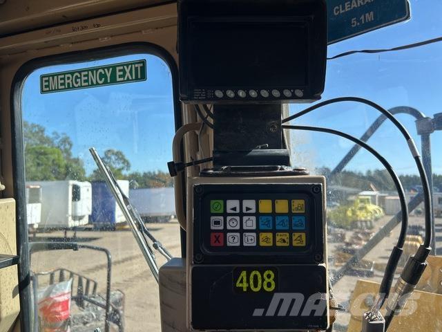 CAT D11R Pásové dozery