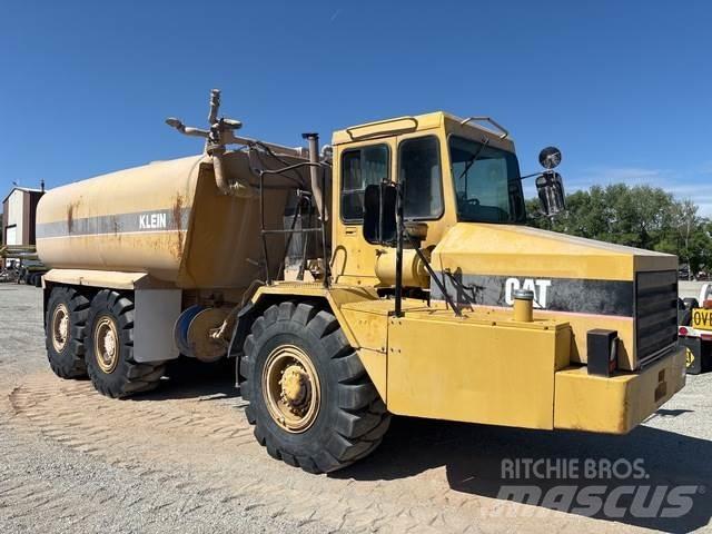 CAT D250 Cisterny na vodu