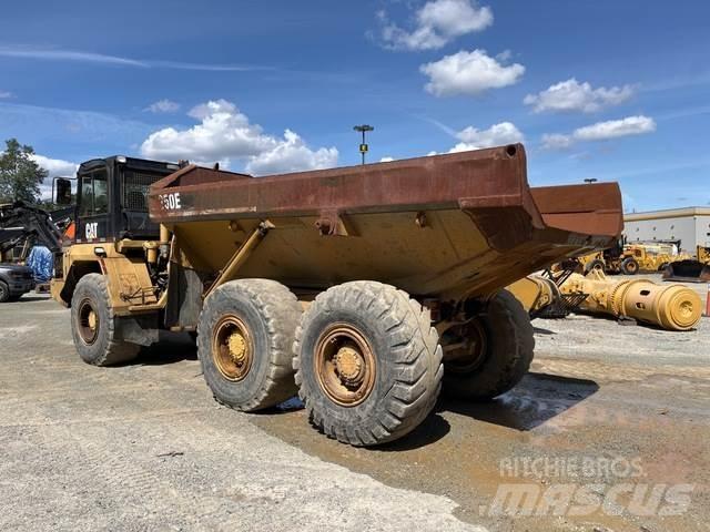 CAT D250E Kloubové dempry