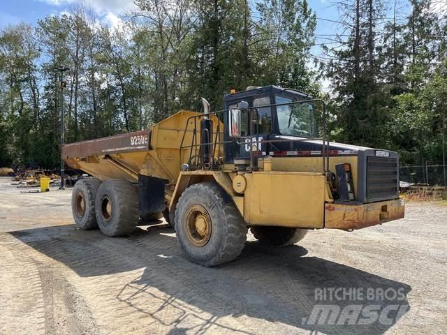CAT D250E Kloubové dempry