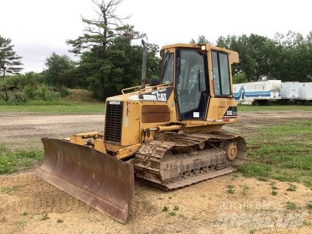 CAT D3G LGP Pásové dozery