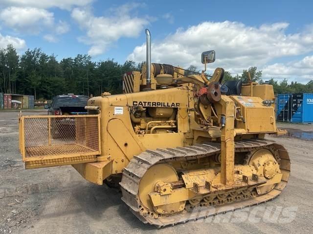 CAT D4E 20 Pokladače potrubí